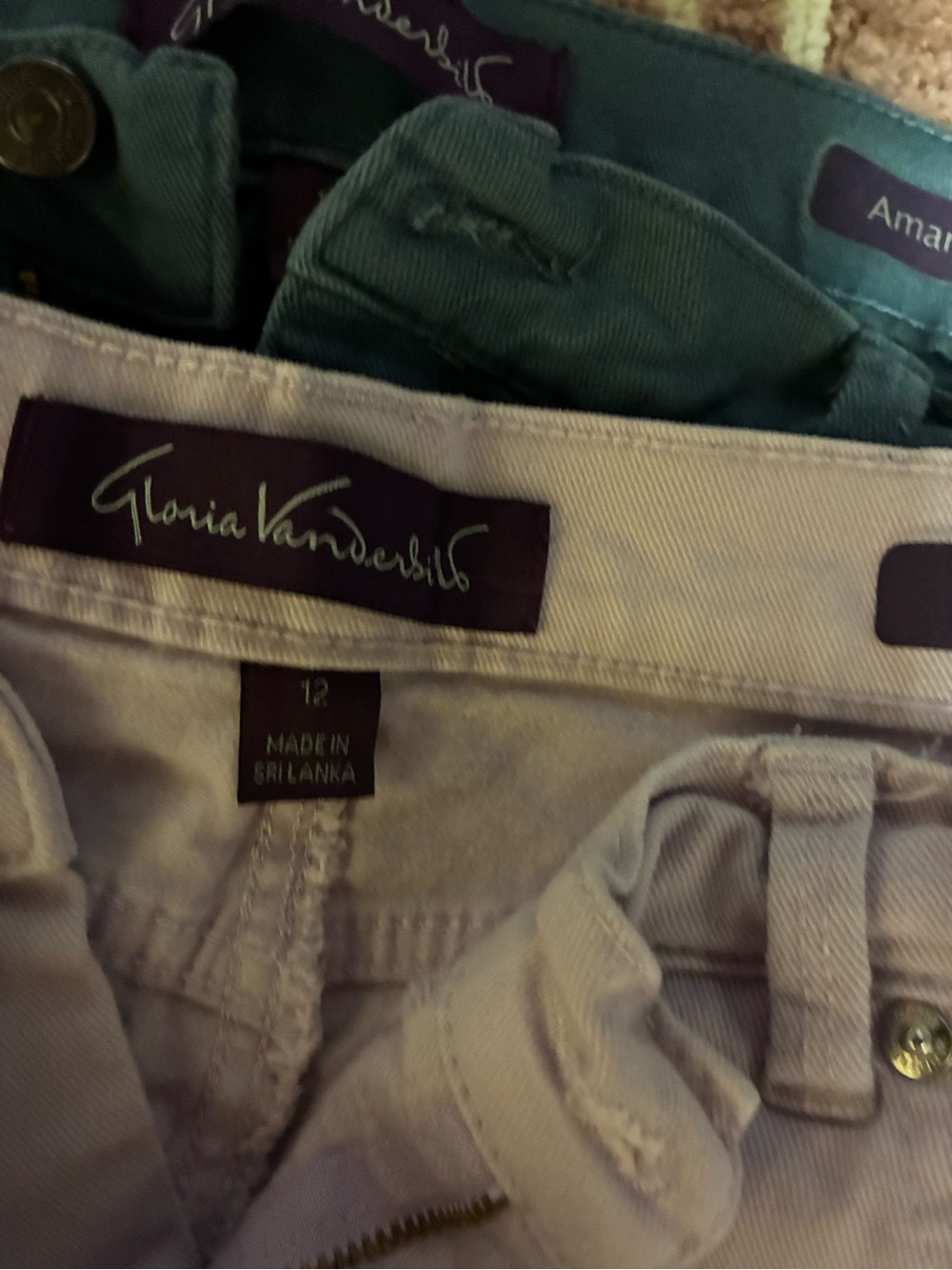 Two pair Gloria Vanderbilt Skinny Jeans in Teal and Lavender - Picture 3 of 3